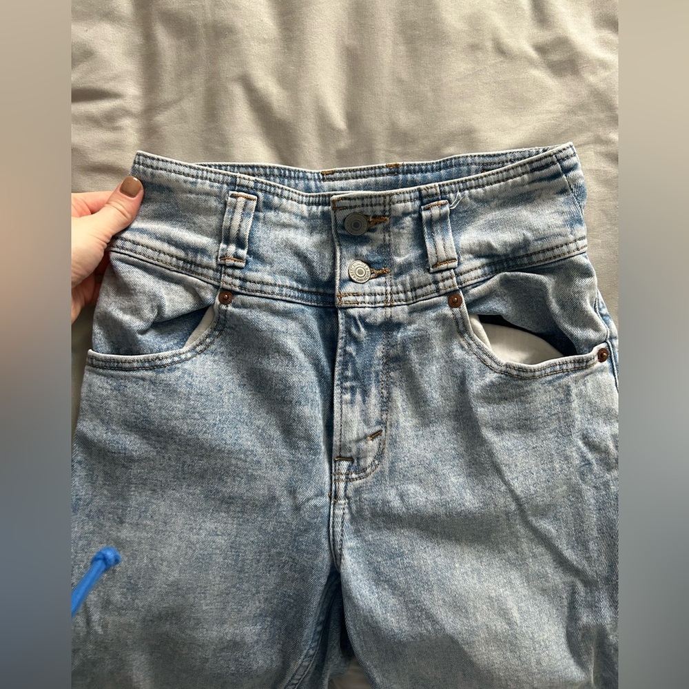 Abercrombie & Fitch Ultra High Rise Light Blue Mom Jeans - Picture 2 of 7